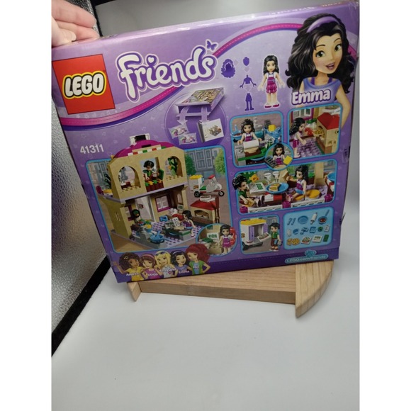LEGO FRIENDS: Heartlake Pizzeria (41311) New Box ,Damaged Box See Photos - Picture 7 of 10